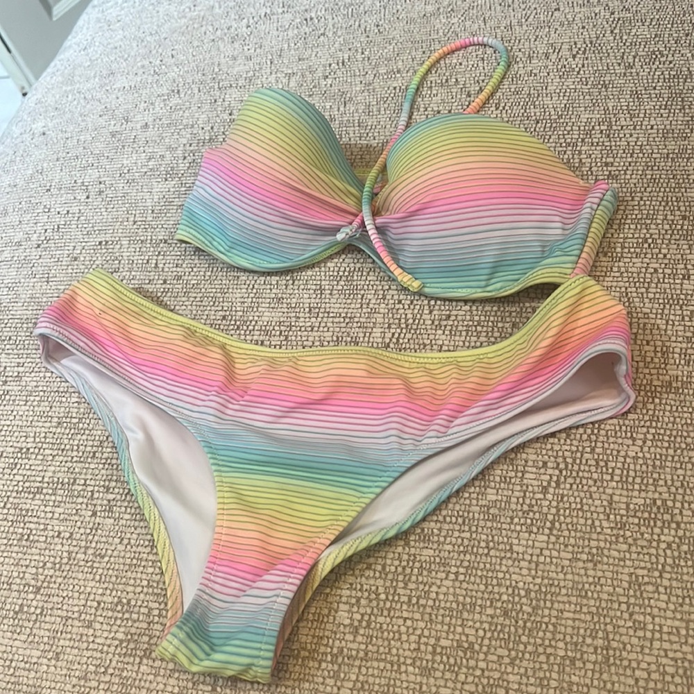 Multi color stripe bikini set EUC